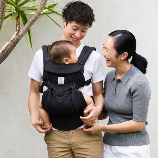 Porte bébé Omni Classic Onyx black