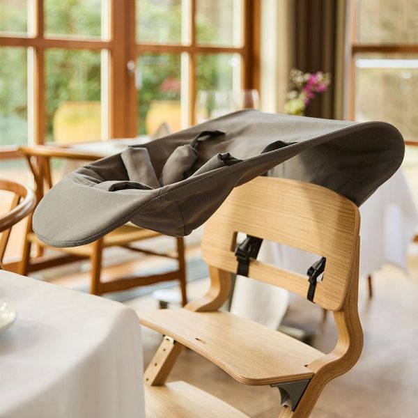 Pack Chaise haute Leander Louie Chêne + Newborn Set Gris