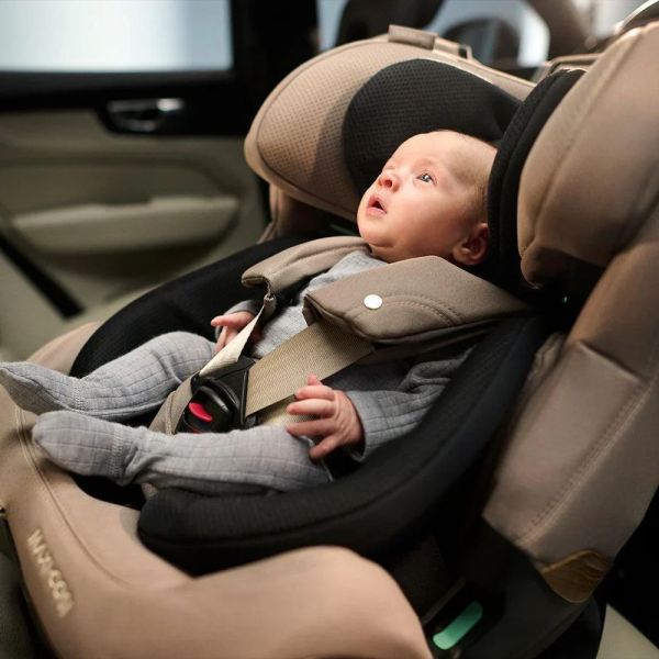 Siège auto Pearl XL Slide Pro Authentic Truffle avec base