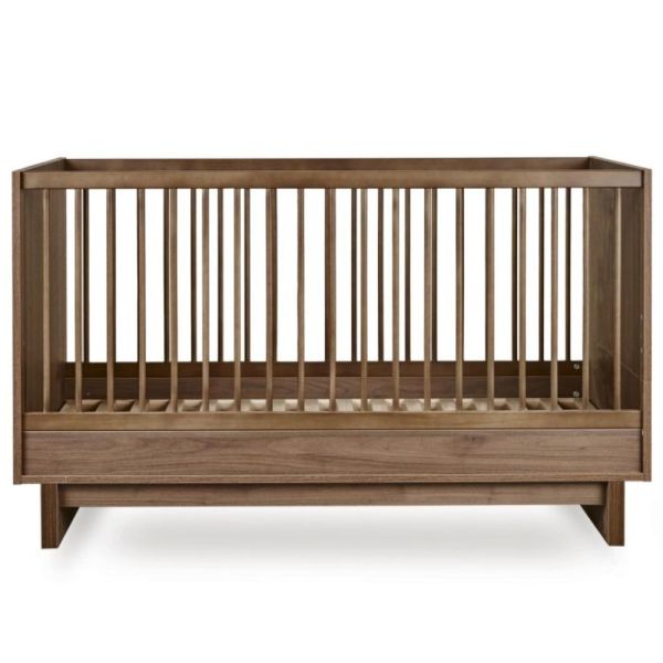 Chambre bébé trio Kyo lit 70 x 140 cm + commode XL + armoire Walnut