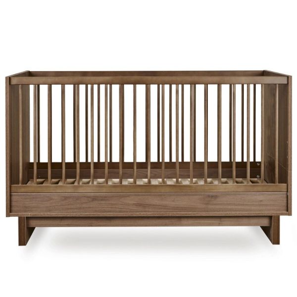 Chambre bébé trio Kyo lit 70 x 140 cm + commode + armoire XL Walnut