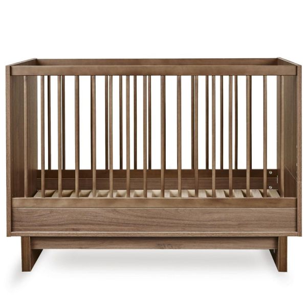Chambre bébé trio Kyo lit 70 x 120 cm + commode XL + armoire XL Walnut
