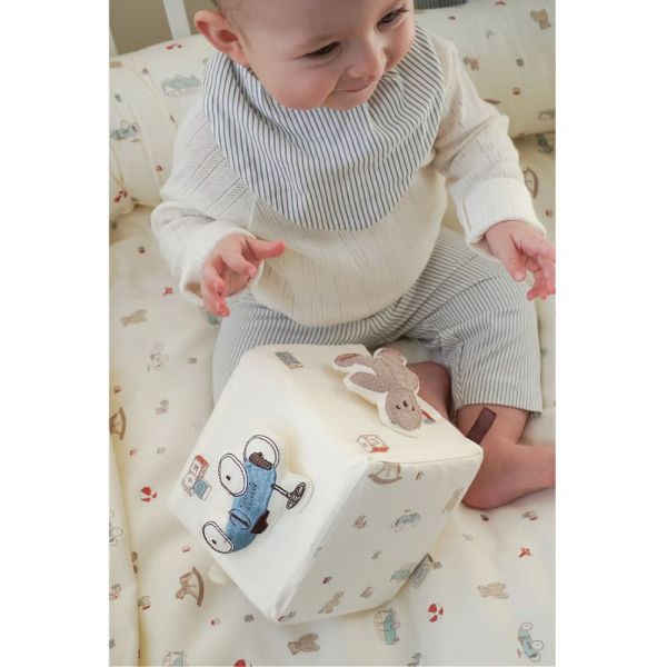 Cube d'activités bébé Woodland