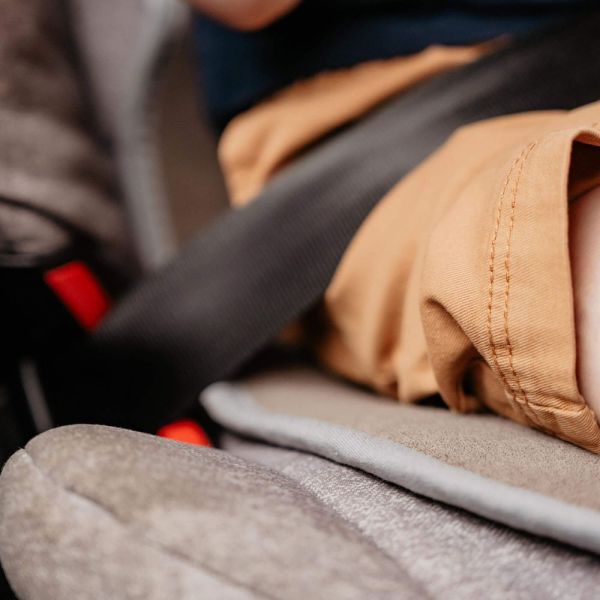 Housse confort Air Layer pour siège auto enfant Anthracite