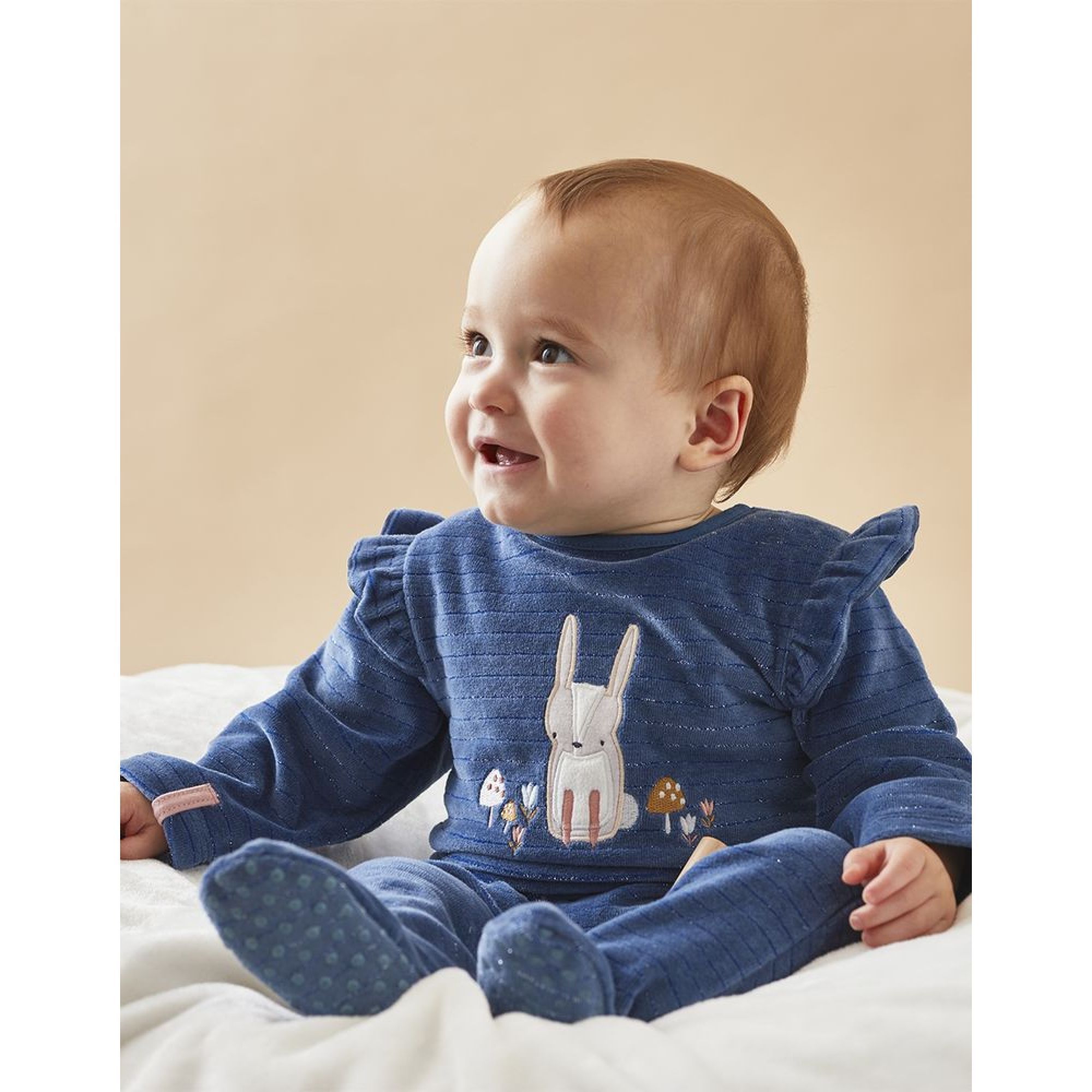 Coffret cadeau de naissance bébé garçon pyjama bonnet bavoir lapin