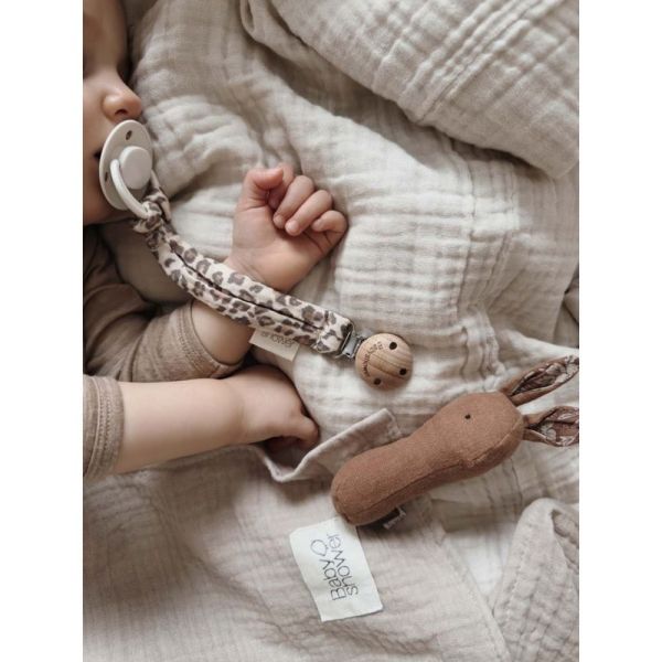 Attache tétine Wood léopard