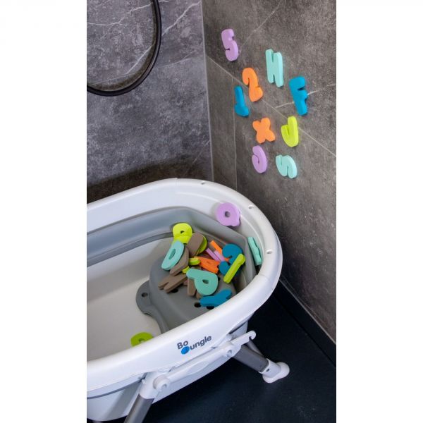 Chiffres et lettres en mousse