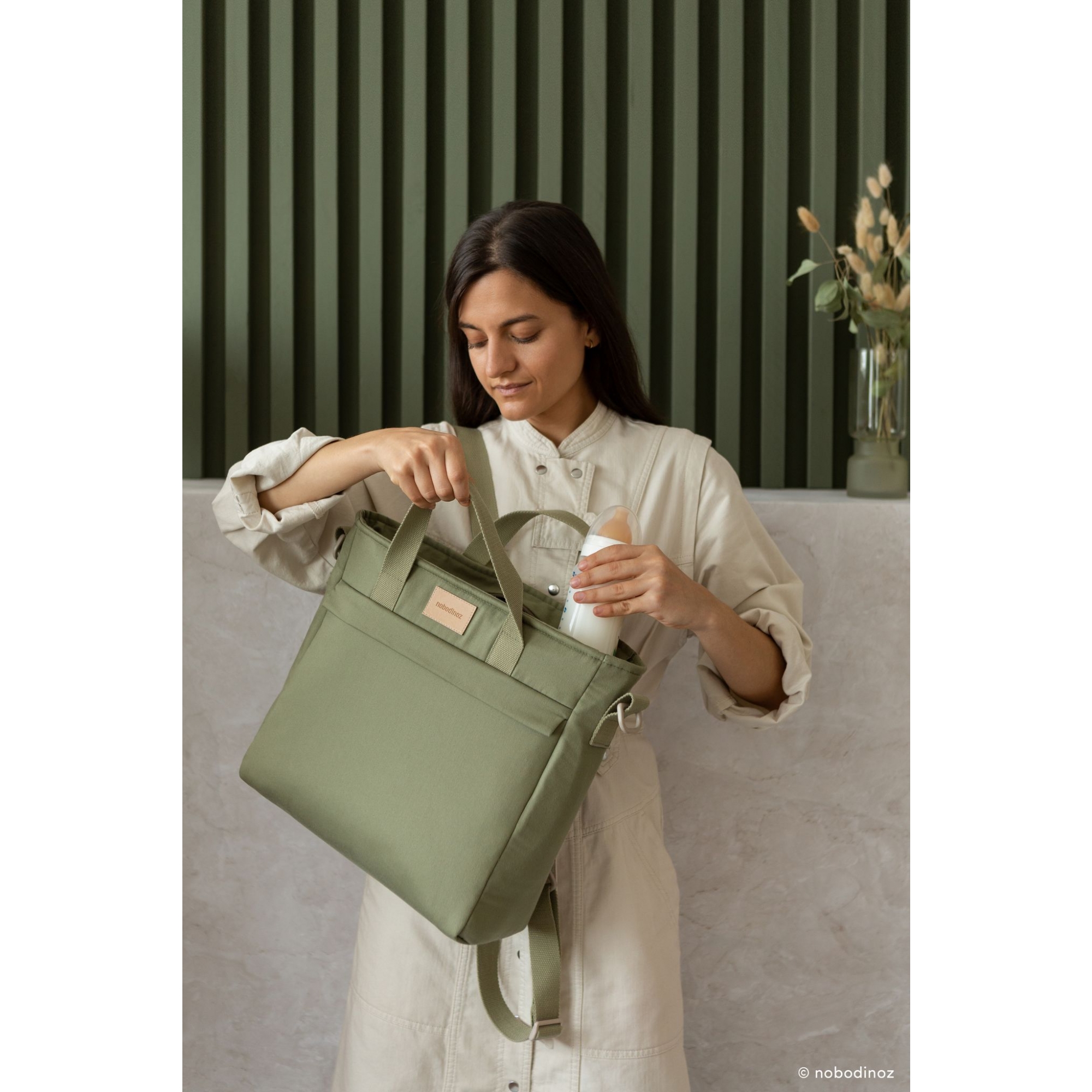 Nobodinoz Sac A Dos A Langer Impermeable Baby On The Go Olive Green Made In Bebe