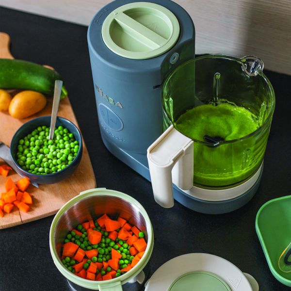 Robot Babycook Neo Gris mineral + Bavoir à manches évolutif et 2 en 1 Sage green + Coffret repas verre Eucalyptus