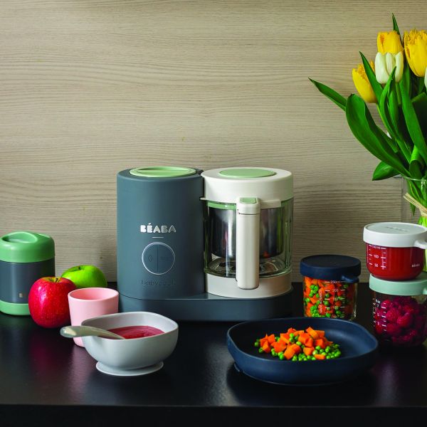 Robot Babycook Neo Gris mineral + Bavoir à manches évolutif et 2 en 1 Sage green + Coffret repas verre Eucalyptus