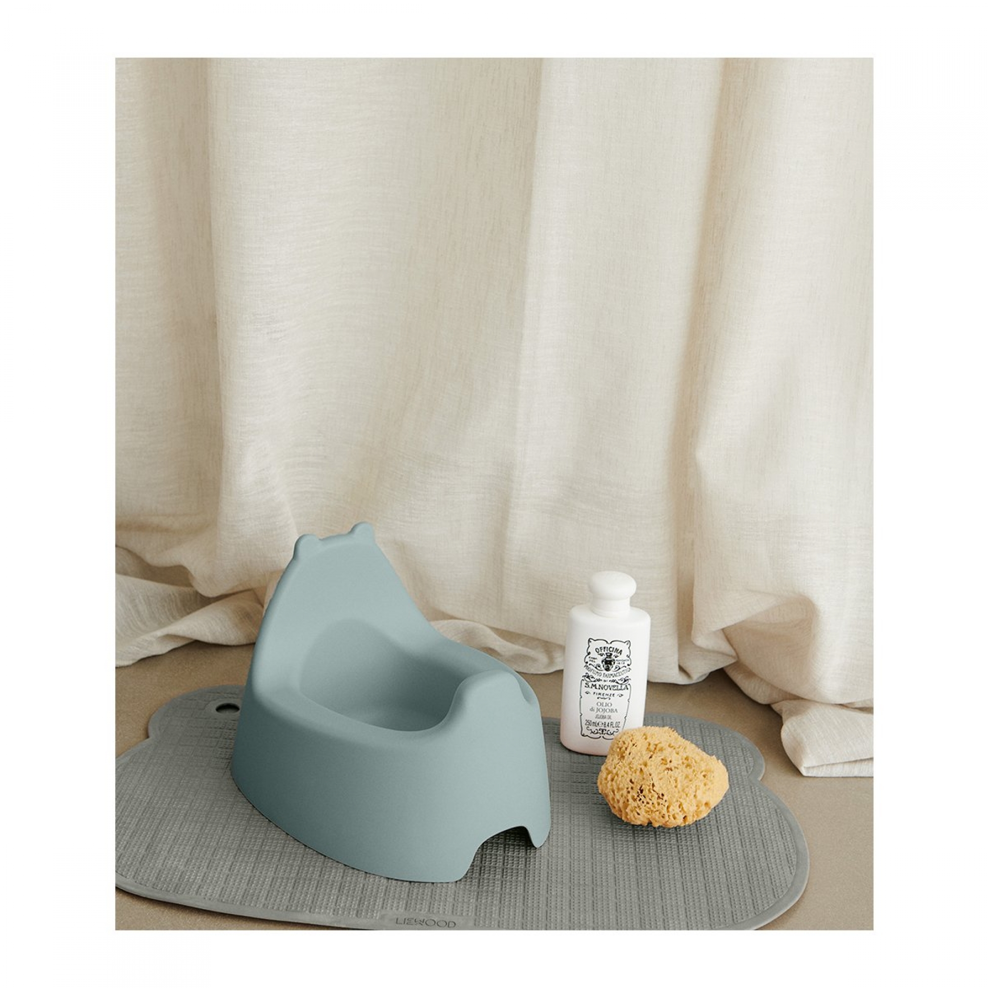 Liewood Tapis De Bain Sailor Mr Bear Dove Blue Made In Bebe