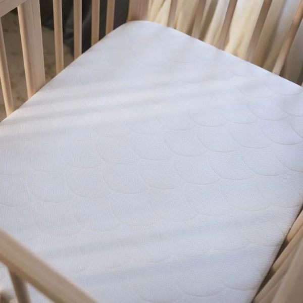Berceau en bois mini Nighti Vanilla white + matelas