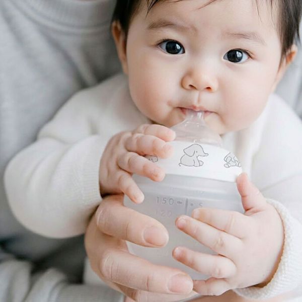 Biberon anti-colique en silicone medical 150 ml Elephant