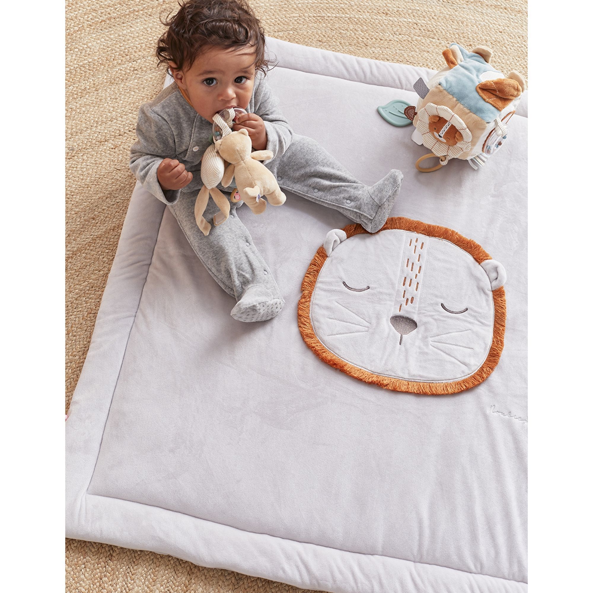 Tapis de jeu et de parc 100 x 100 cm en Veloudoux, gris clair