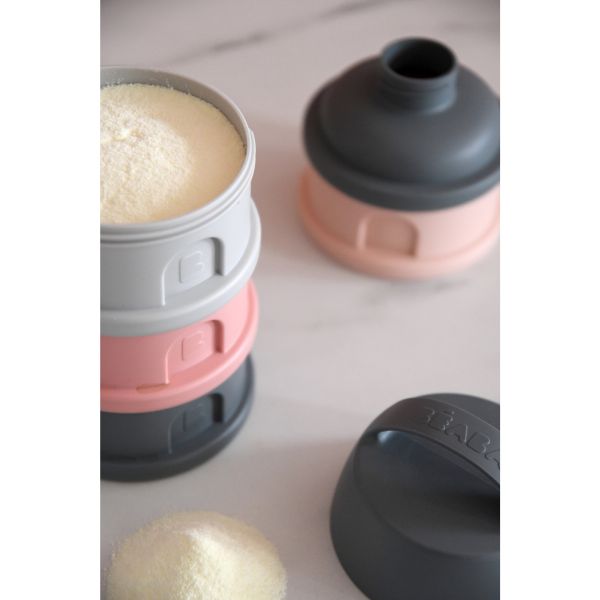Boîte doseuse de lait empilable 4 compartiments Mineral Grey et Pink