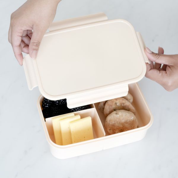 Lunch box en plastique recyclé Sable