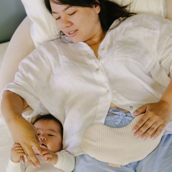 Bouillotte sèche maternité Snoogy Mom Corduroy Sand