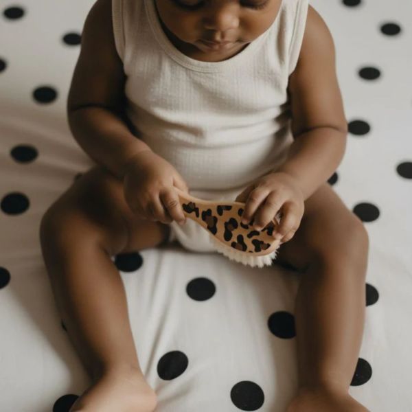 Brosse cheveux bebe en bois naturel Graouu