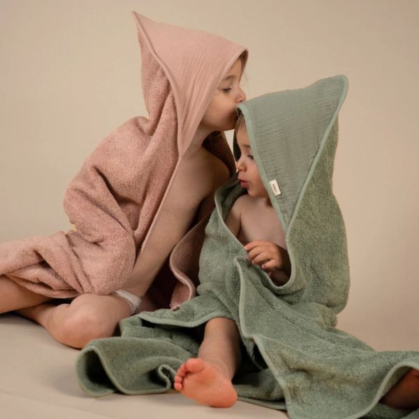 Cape de bain bébé en éponge Camel 95 x 95 cm