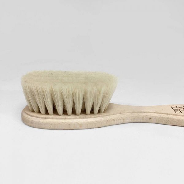 Brosse à cheveux bébé