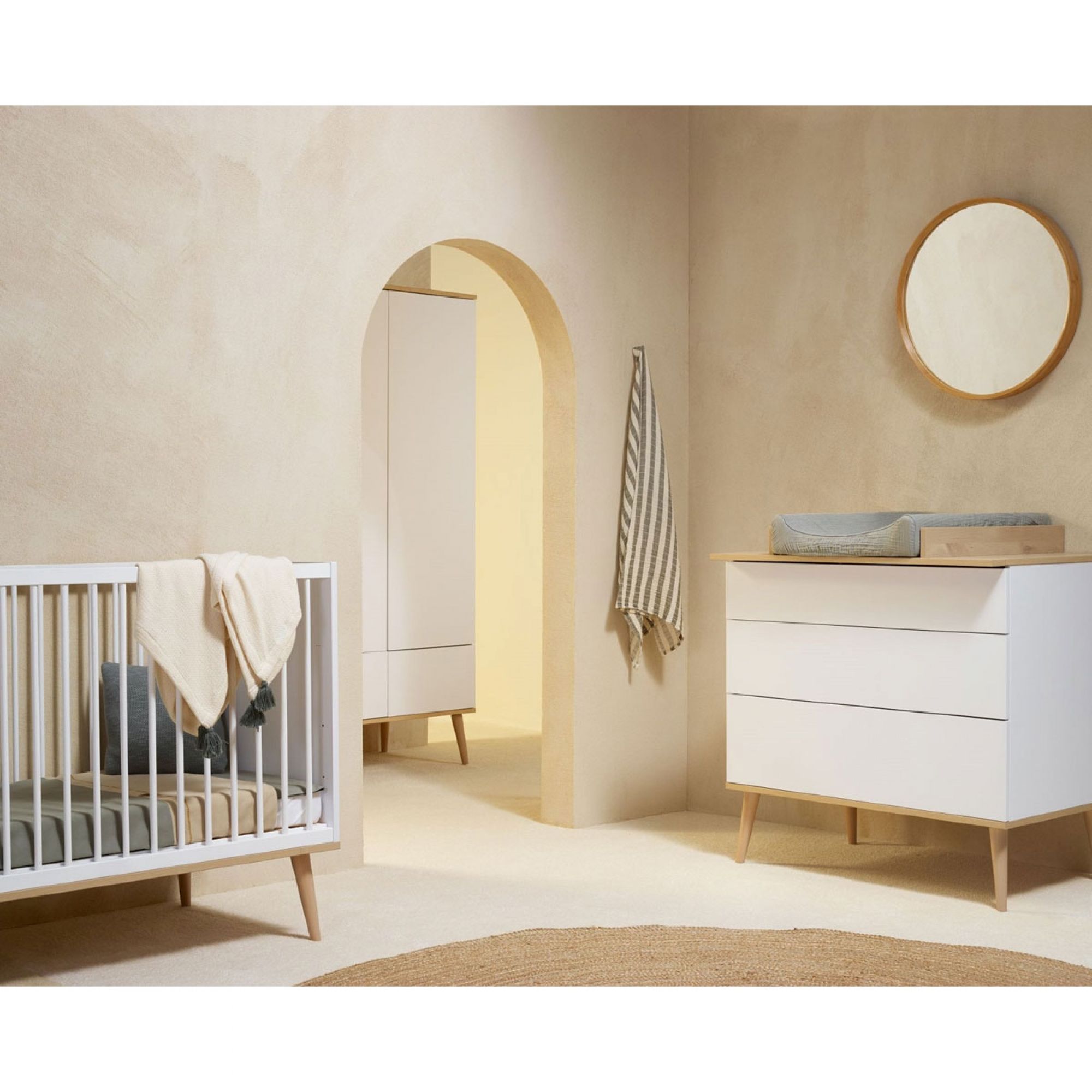 Lit pour enfant bébé à barreaux 60x120 cm avec matelas, Bois naturel