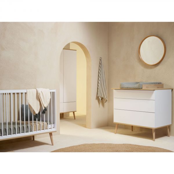 Chambre trio lit bébé 70x140 cm évolutif en lit enfant + armoire XL + commode avec plan à langer Flow White & Oak