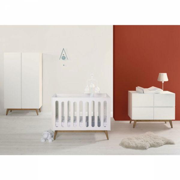 Chambre trio lit bébé 70x140 cm évolutif en canapé + armoire + commode avec plan à langer Trendy White