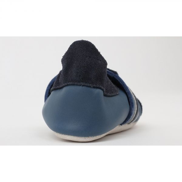 Chaussons bébé taille L Tennis bleues