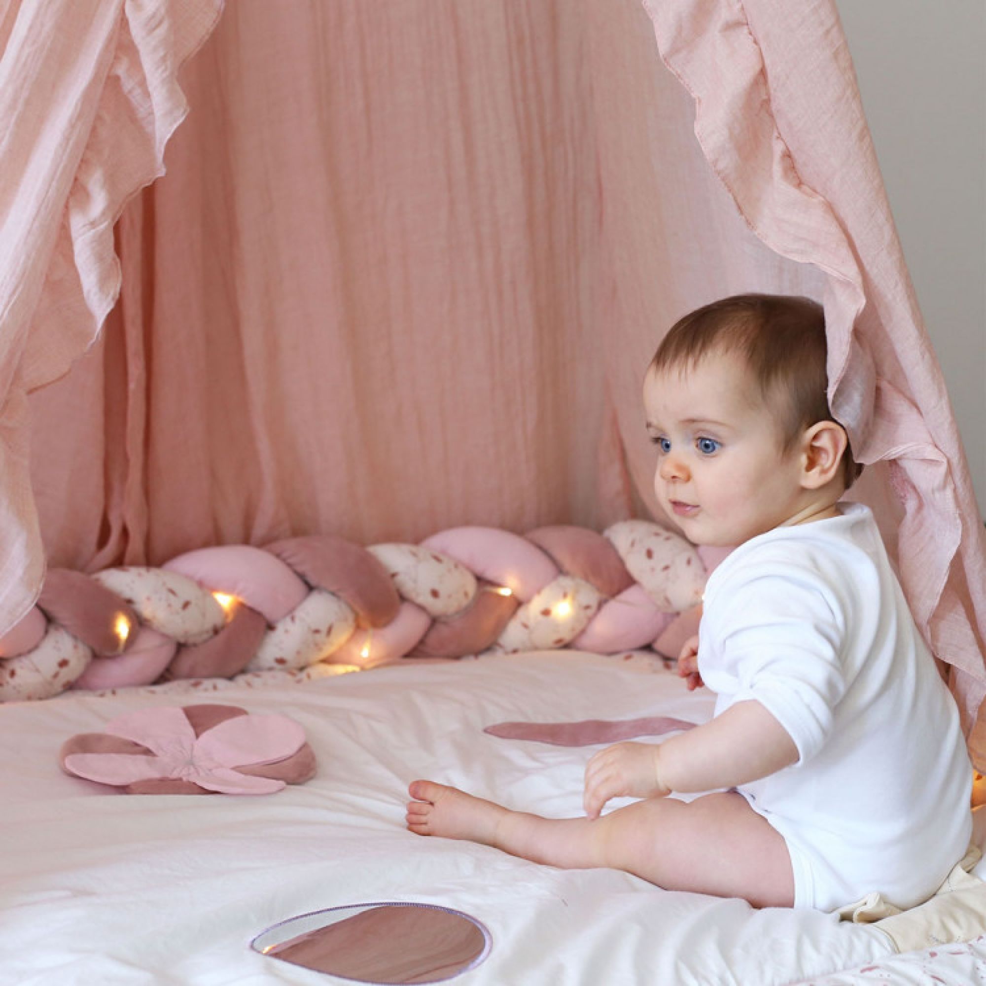 Tour de lit bébé rose - Mon Univers Bébé