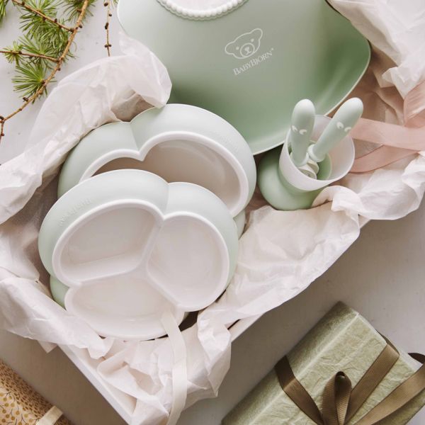 Coffret repas avec bavoir vert pastel