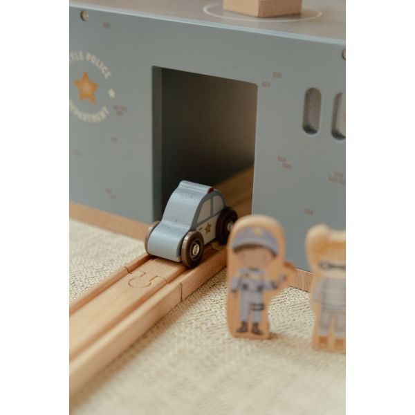 Commissariat de police en bois FSC