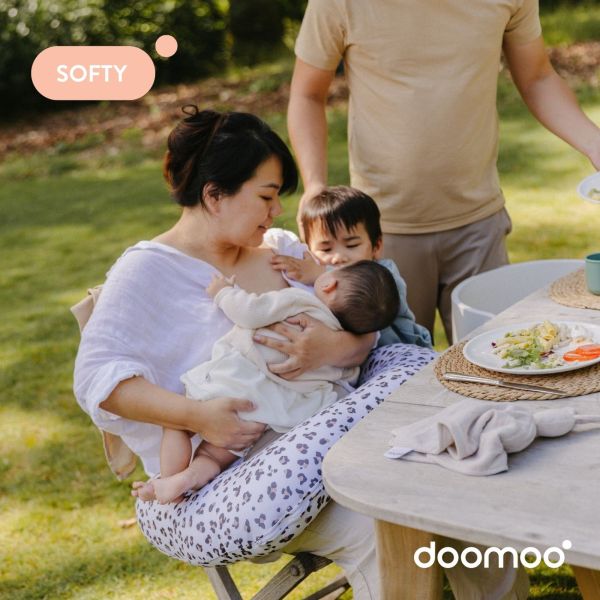 Coussin d’allaitement compact Softy Leopard Cream