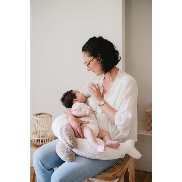 Coussin d'allaitement Phoque en bouclette