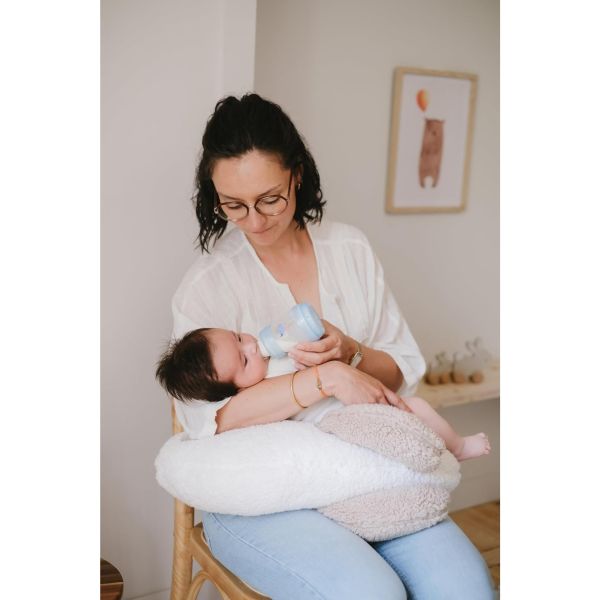 Coussin d'allaitement Phoque en bouclette