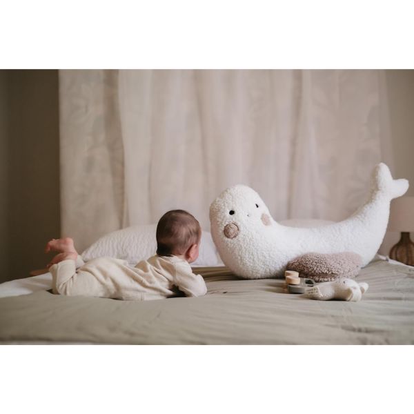 Coussin d'allaitement Phoque en bouclette