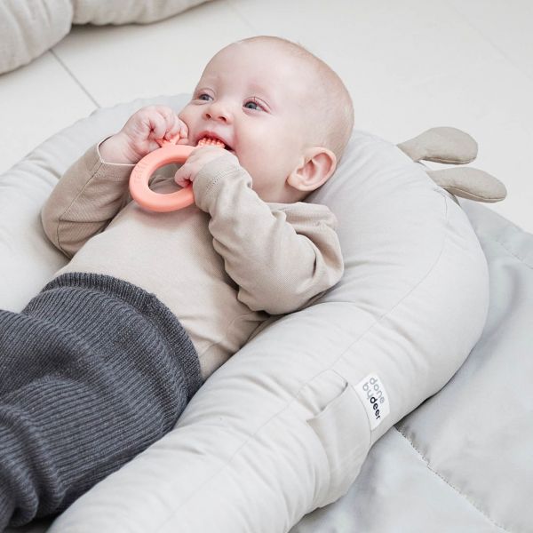 Matelas d'éveil avec arche d'activités Raffi Sable