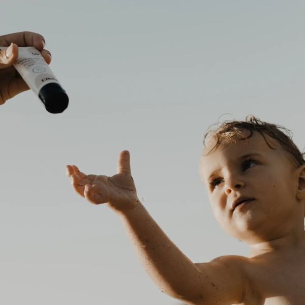 Crème solaire bébés et femmes enceintes SPF 50+