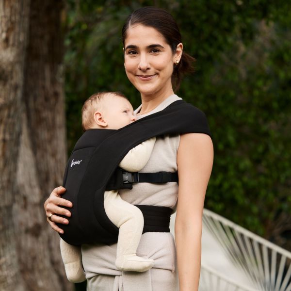 Porte-bébé Embrace Noir Intense