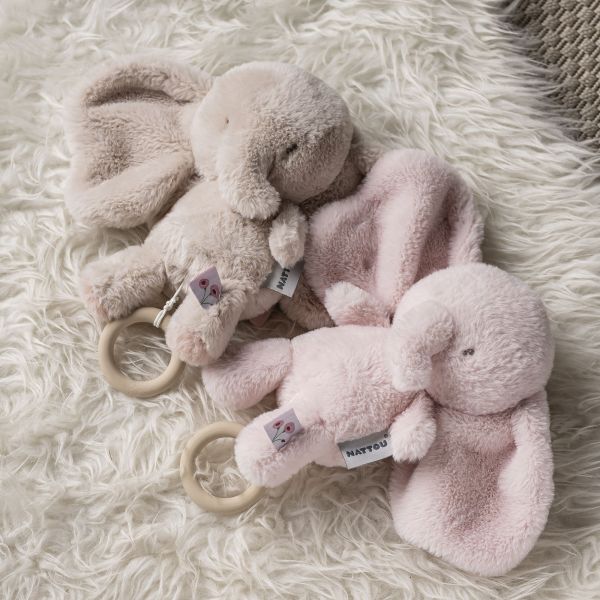 Peluche musical Fanfan éléphant velours rose