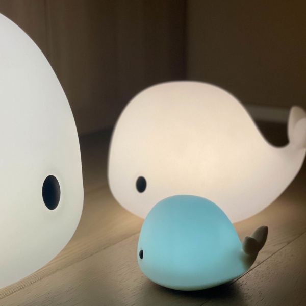 Veilleuse bébé baleine