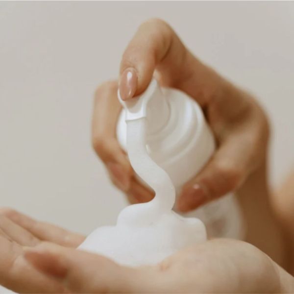 Mousse nettoyante bébé bio 3-en-1