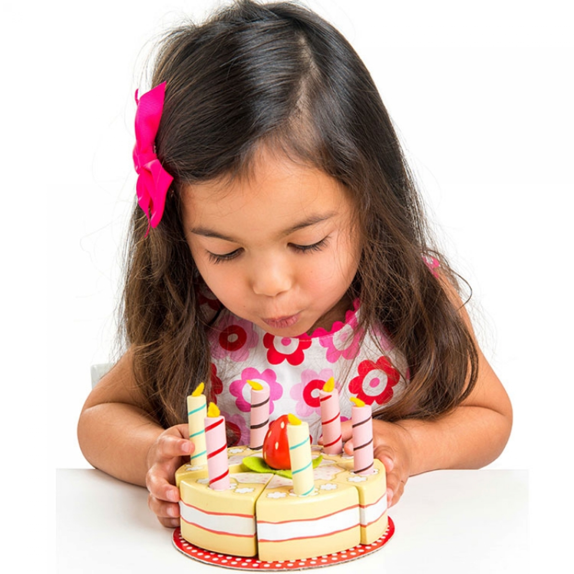 Le Toy Van Gateau D Anniversaire A La Vanille Made In Bebe