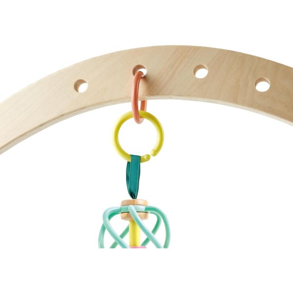 Hochet en forme de pomme en silicone et bois