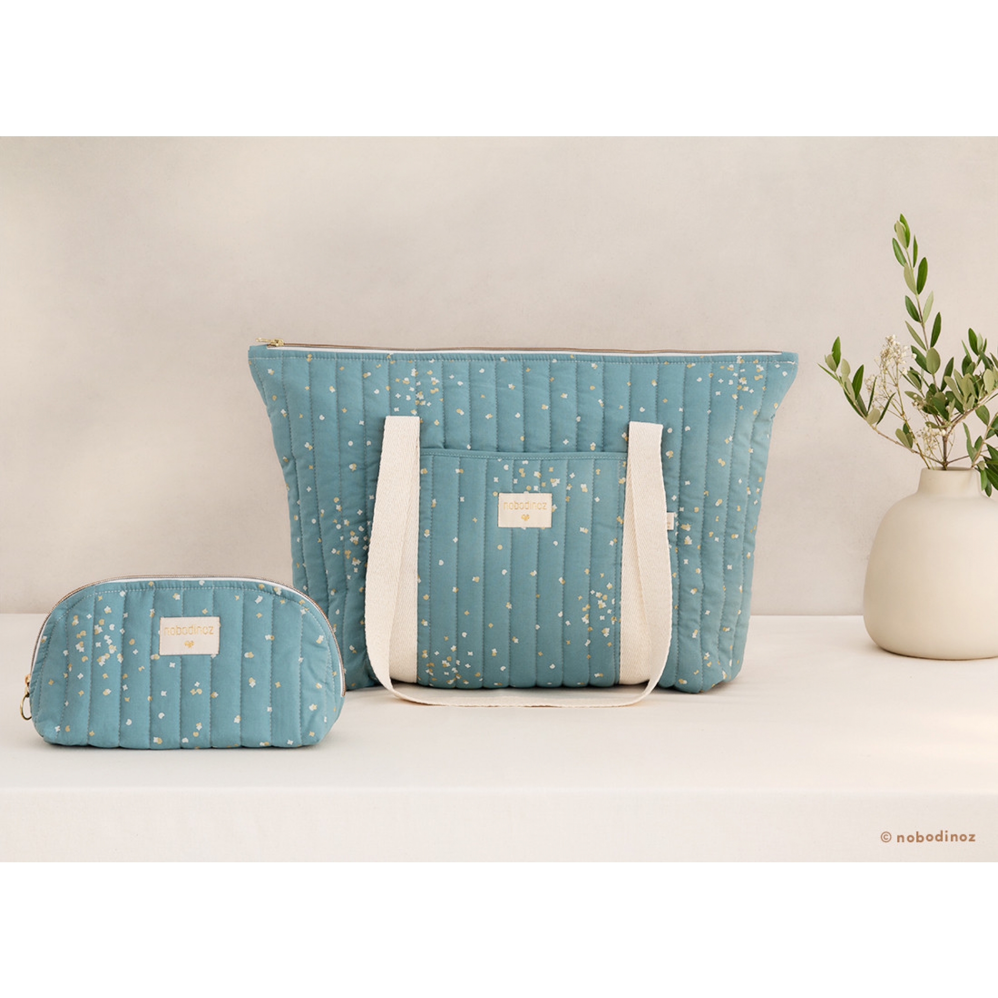 Nobodinoz Grande Trousse De Toilette Holiday Gold Confetti Magic Green Made In Bebe Nobodinoz Grande Trousse De Toilette Holiday Gold Confetti Magic Green Made In Bebe