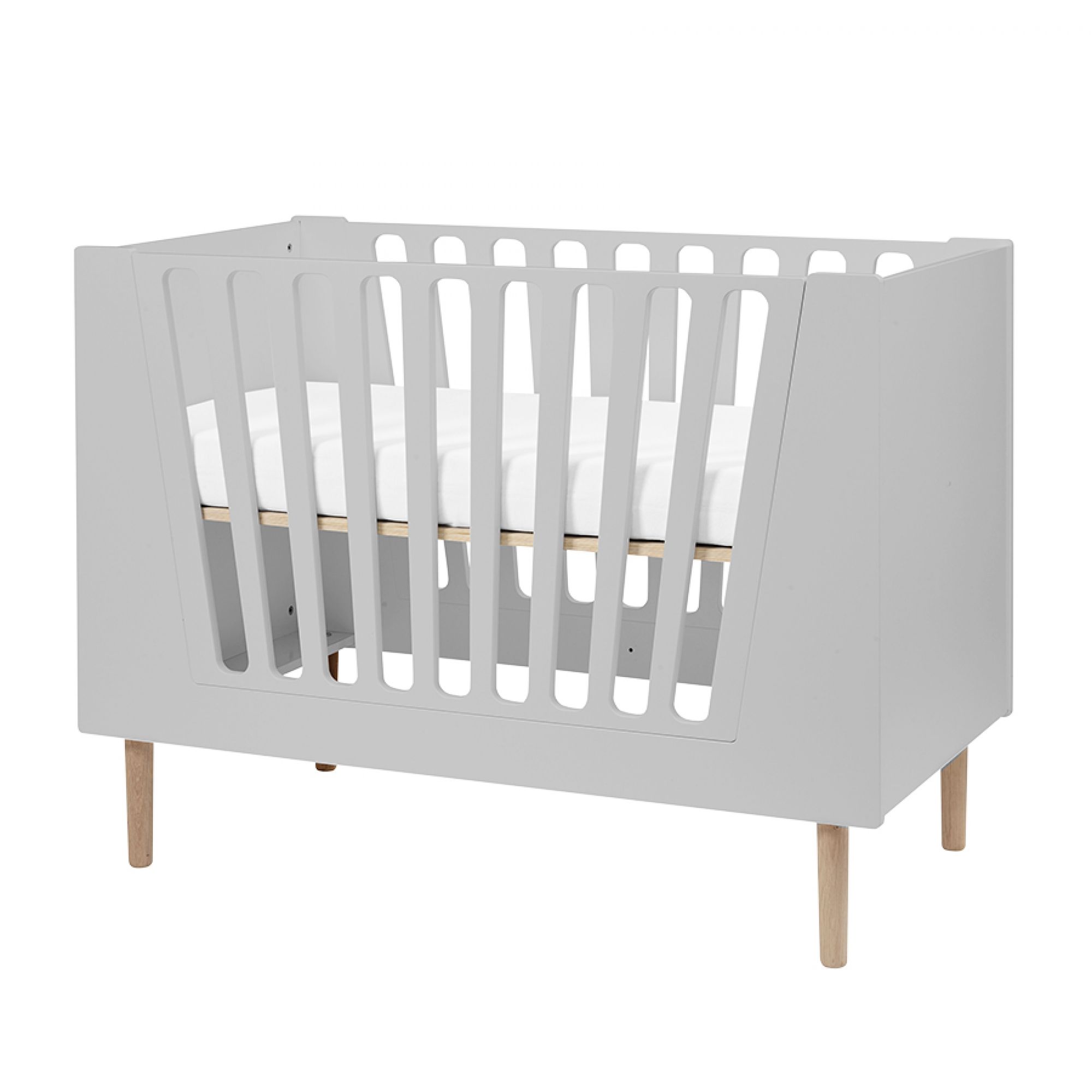 Done By Deer Lit De Bebe Evolutif 70 X 140 Cm Gris Made In Bebe