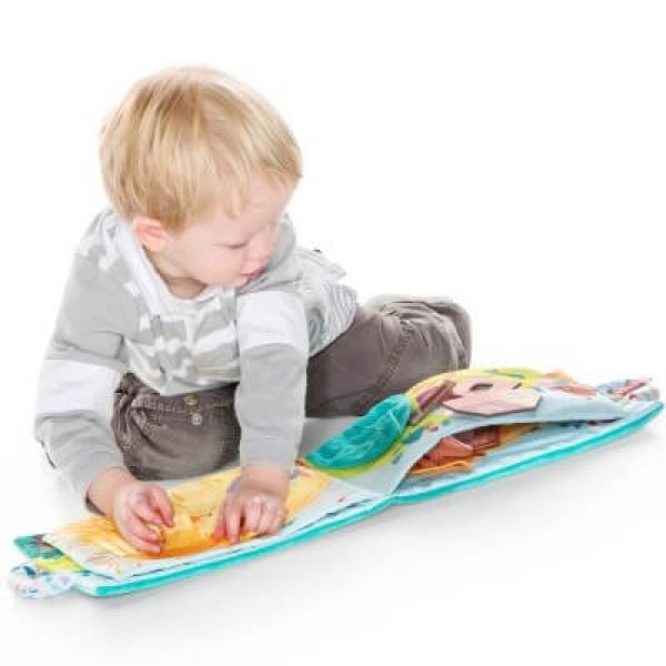 Livre d'activités Le Loup et les 3 petits cochons