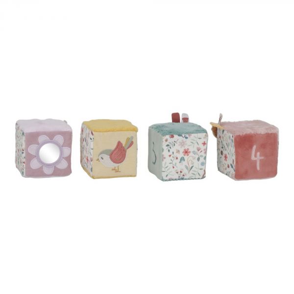 Lot de 4 cubes d'activités en tissu Fairy Garden