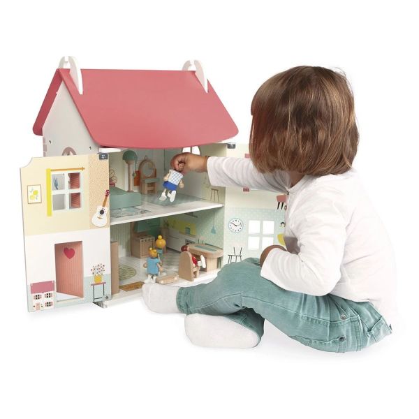 Maison de poupées en bois
