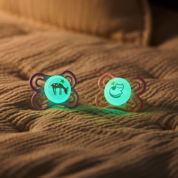 Lot de 2 sucettes nuit 2-6 mois Perfect Tendance coloris aléatoire