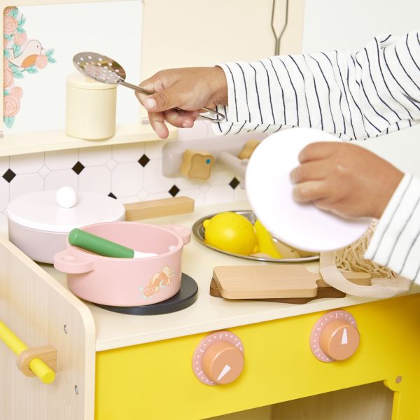 Cuisine en bois pour enfant Mamie Soleil